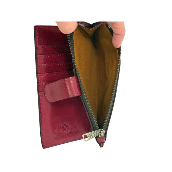 Patricia Nash Nazari Bifold Leather Wallet Magenta Card Slots Zipper Snap Sleek - Picture 10 of 11